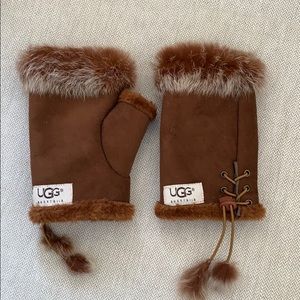UGG Hand Warmers